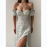 Vestido ajustado de largo medio con estampado floral pequeño de Internet